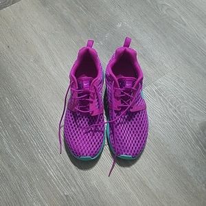 COPY - Nike mesh roshe